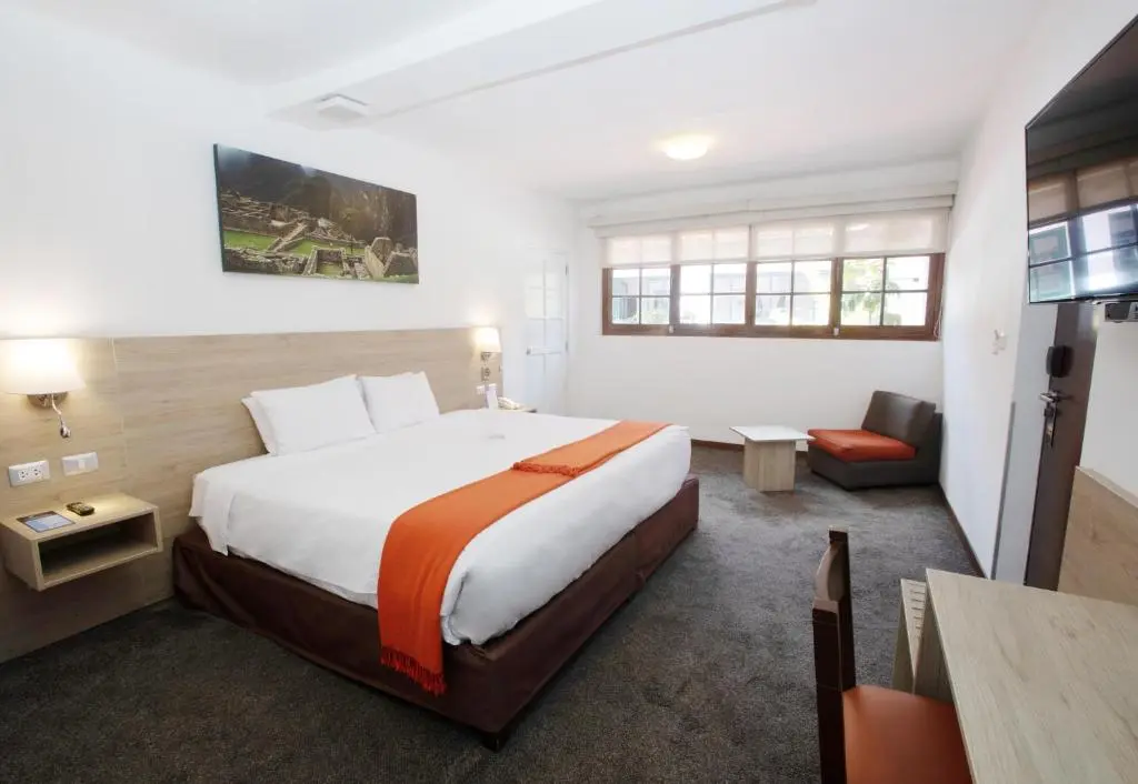 Casa Andina Catedral 1